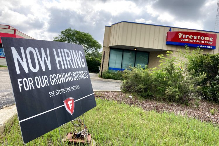 Thu. 9:11 a.m.: US jobless claims fall to 364,000, a new pandemic low